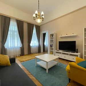 Fullmoon 1 Apartman